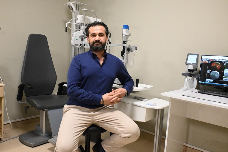 Akıllı Lensler, 40 Yaş Üstü Görme Bozukluğu Hastaları İçin Kalıcı Çözüm